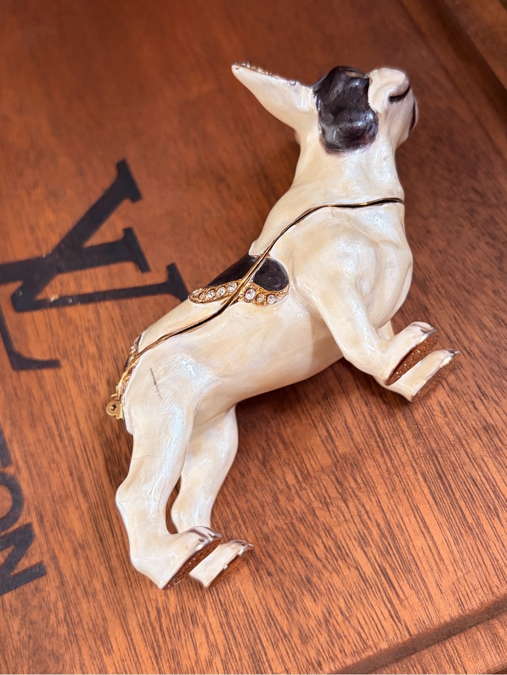 🐾French Bulldog Figurine with Gold & Crystal Accents🐾 - Picture 6 of 10